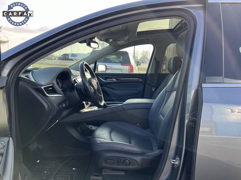 Used 2021 Buick Enclave Essence w/ Sound and Sites Package image 8