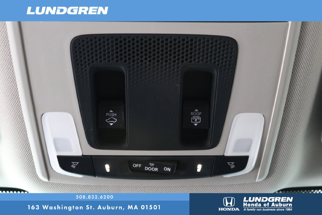Used 2024 Honda Pilot Elite image 34