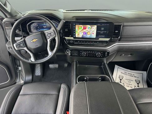 Used 2025 Chevrolet Silverado 2500 LTZ w/ LTZ Convenience Package AWD/4WD image 12