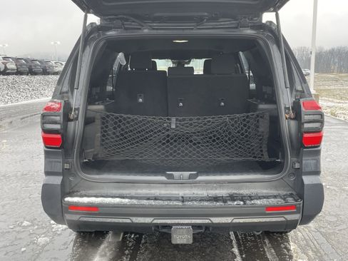 Used 2025 Toyota 4Runner SR5 image 5