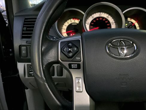 Used 2015 Toyota Tacoma PreRunner w/ TRD Sport Package RWD image 23