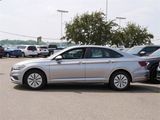Used 2019 Volkswagen Jetta R-Line image 4