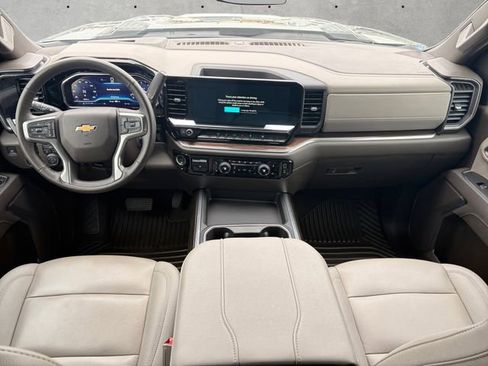 Certified 2025 Chevrolet Silverado 2500 LT w/ Leather Package image 20