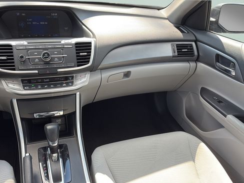 Used 2015 Honda Accord LX image 14