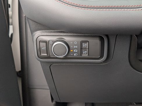 New 2026 Ford Explorer Active image 18