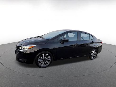 Used 2025 Nissan Versa SV image 47