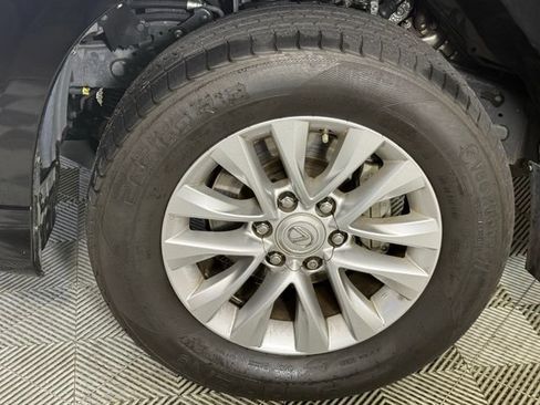 Used 2018 Lexus GX 460 Premium w/ Premium Package AWD/4WD image 14