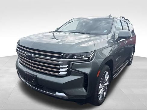 Used 2024 Chevrolet Suburban High Country w/ Advanced Technology Package AWD/4WD image 1