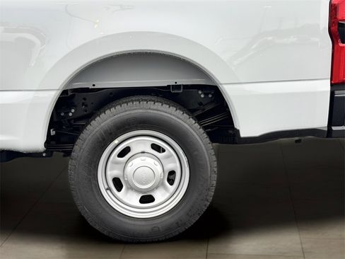 New 2025 Ford F350 XL w/ 360-Degree Camera Package image 33