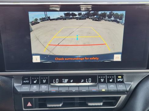 Used 2025 Toyota Camry XSE FWD image 20