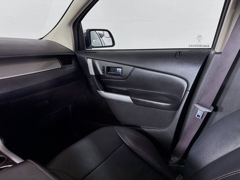 Used 2014 Ford Edge SEL w/ Equipment Group 205A FWD image 27