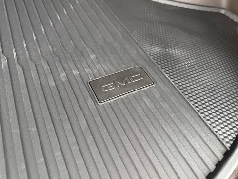 New 2026 GMC Terrain Denali w/ LPO, Black Badging Package image 47