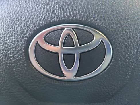 Used 2025 Toyota Tacoma SR5 image 99