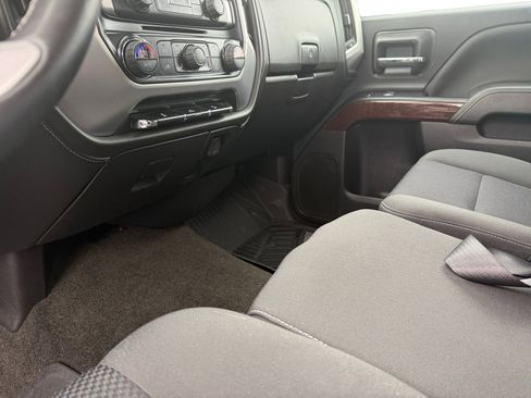 Used 2017 GMC Sierra 2500 SLE w/ HD SLE Preferred Plus Package image 13