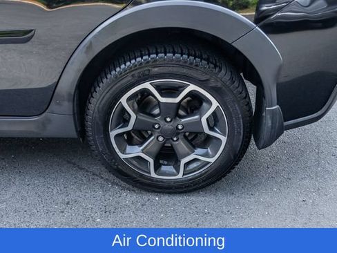 Used 2014 Subaru Crosstrek 2.0i Limited AWD/4WD image 16