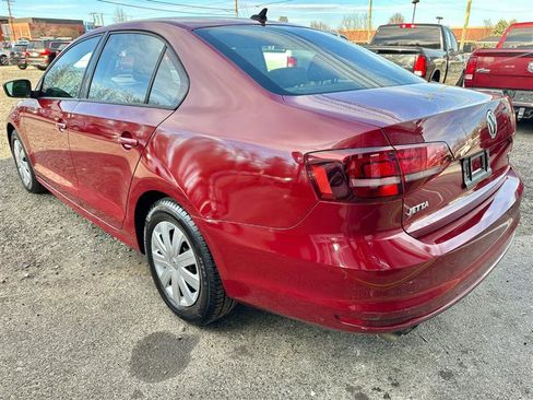 Used 2016 Volkswagen Jetta S image 9