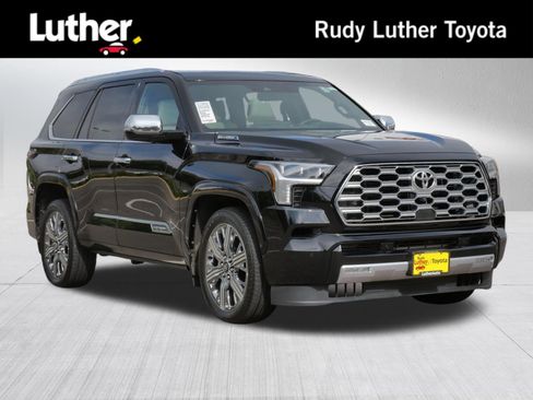 Certified 2025 Toyota Sequoia Capstone AWD/4WD image 1