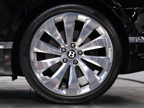 Used 2020 Bentley Flying Spur W12 AWD/4WD image 42