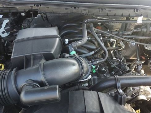 New 2026 Ford F250 XLT w/ XLT Premium Package image 13