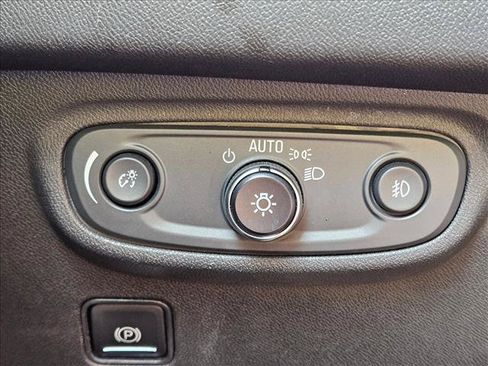 Certified 2020 GMC Terrain SLT AWD/4WD image 13