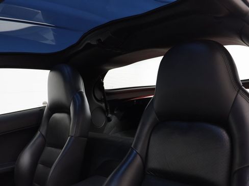 Used 2010 Chevrolet Corvette Coupe w/ Roof Package image 13