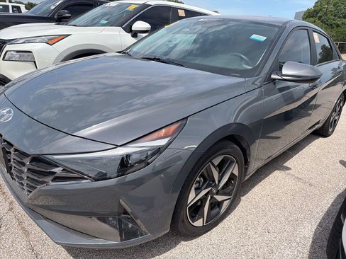 Used 2023 Hyundai Elantra Limited FWD image 1