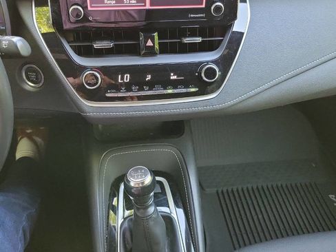 Used 2022 Toyota Corolla SE FWD image 12