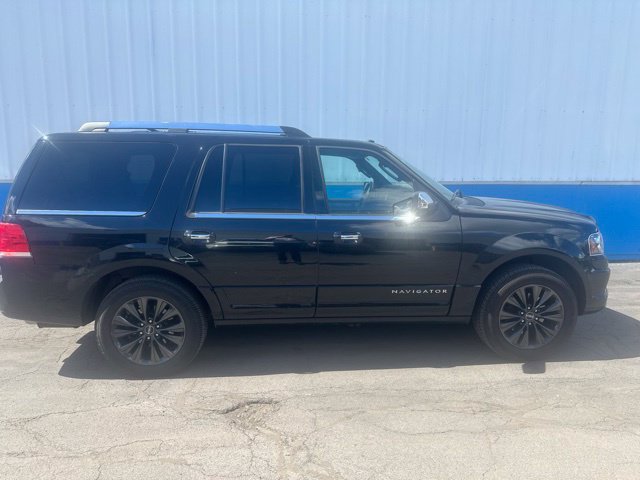 Used 2017 Lincoln Navigator Select AWD/4WD image 1