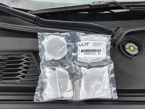 Used 2023 Chevrolet Corvette Stingray Premium Cpe w/ Body-Color Dual Roof Package image 43