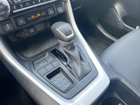 Used 2025 Toyota RAV4 XLE Premium w/ Weather Package FWD image 16