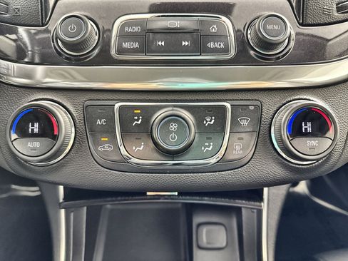 Used 2016 Chevrolet Impala LT w/ Leather Package image 20