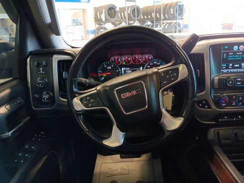 Used 2018 GMC Sierra 3500 SLT AWD/4WD image 10