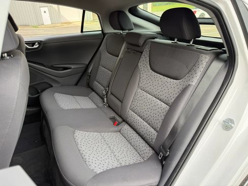 Used 2018 Hyundai Ioniq SEL w/ SEL Tech Package 02 FWD image 27