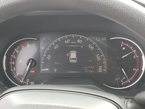 Used 2023 Toyota RAV4 XLE AWD/4WD image 21