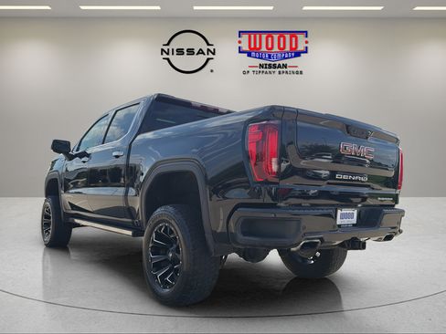 Used 2023 GMC Sierra 1500 Denali w/ Denali Reserve Package AWD/4WD image 4