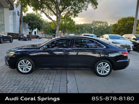 Used 2020 Volkswagen Passat 2.0T SE w/ Sunroof Package image 11