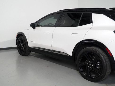 Used 2024 Chevrolet Equinox EV RS image 57