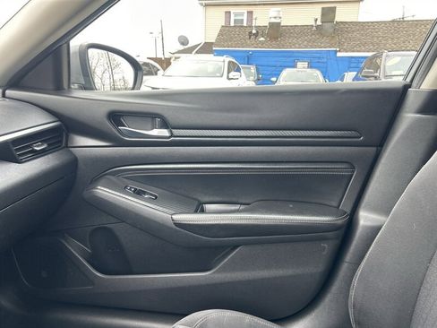 Used 2019 Nissan Altima 2.5 S image 11