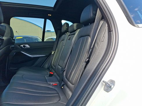 Used 2020 BMW X5 xDrive40i w/ Convenience Package AWD/4WD image 13