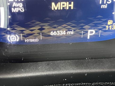 Used 2021 Jeep Wrangler Unlimited Sahara w/ Dual Top Group image 23