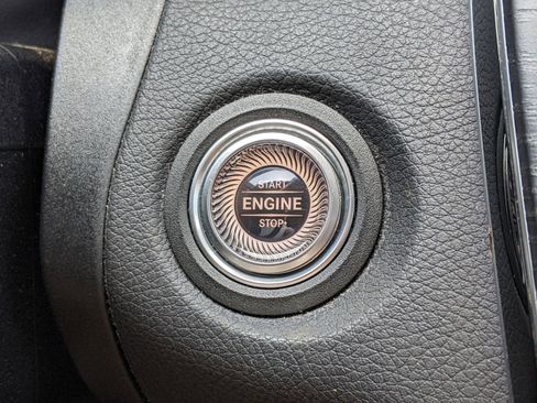 Used 2019 Mercedes-Benz C 300 C 300 image 26