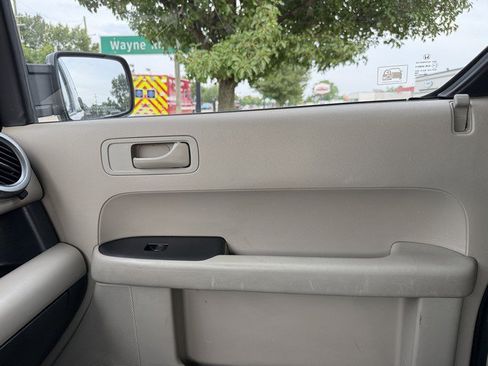 Used 2009 Honda Element EX image 33