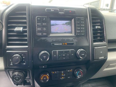 Used 2016 Ford F150 XL w/ Equipment Group 101A Mid AWD/4WD image 17