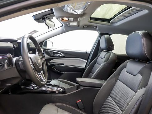 New 2026 Chevrolet Trax LT image 10