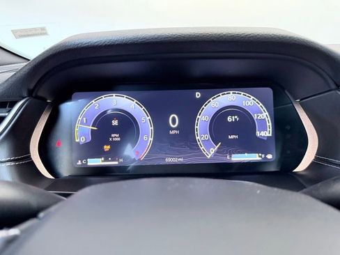 Used 2023 Jeep Grand Cherokee L Laredo image 15