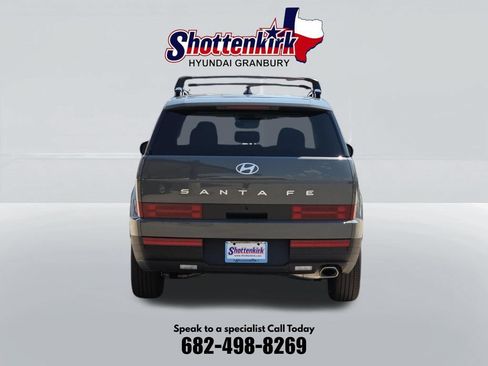 Used 2026 Hyundai Santa Fe SEL FWD image 7