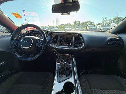 Used 2021 Dodge Challenger SXT RWD image 25