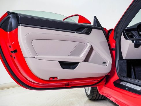 New 2026 Porsche 911 Carrera 4S image 32