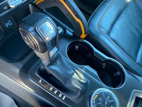 Used 2021 Ford Bronco Badlands image 22