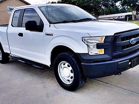 Used 2017 Ford F150 XL w/ Equipment Group 101A Mid image 11